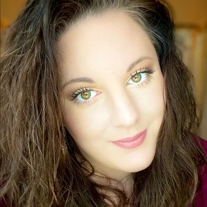 Meet your Posher, Candace